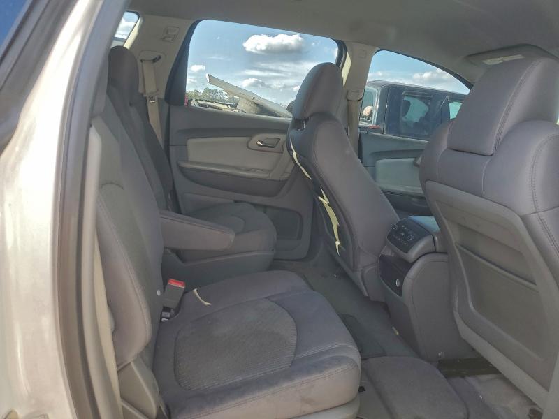 Photo 11 from auction – 2010 CHEVROLET TRAVERSE L with VIN 1GNLVGED2AJ213280