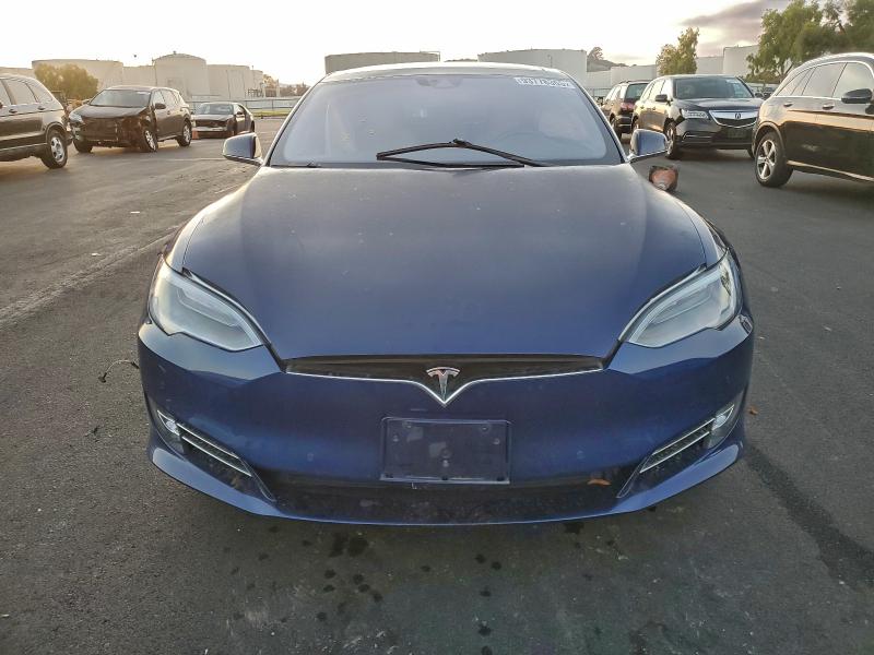 Photo 5 from auction – 2016 TESLA MODEL S with VIN 5YJSA1E2XGF153311