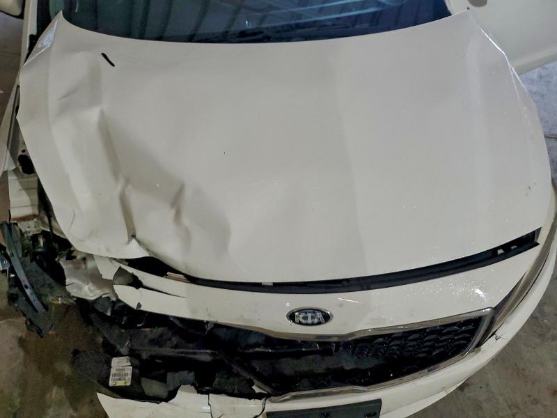 Photo 11 from auction – 2017 KIA FORTE LX with VIN 3KPFK4A76HE066272