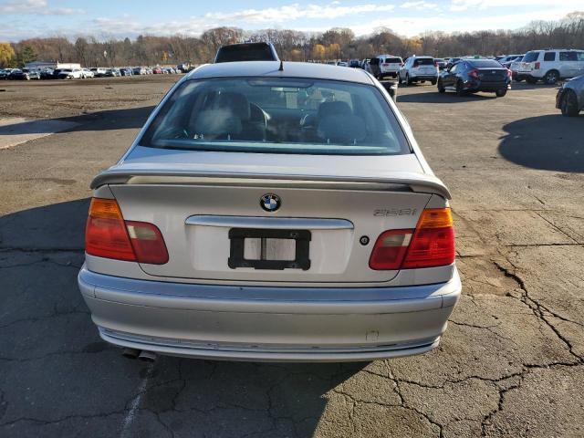 Photo 6 from auction – 2000 BMW 328 I with VIN WBAAM5347YFR17821