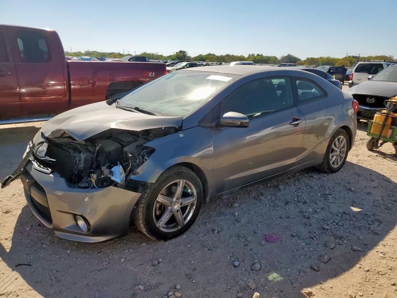 KIA FORTE EX 2014 مع رقم تعريف المركبة KNAFX6A87E5236102 - صورة من المزاد