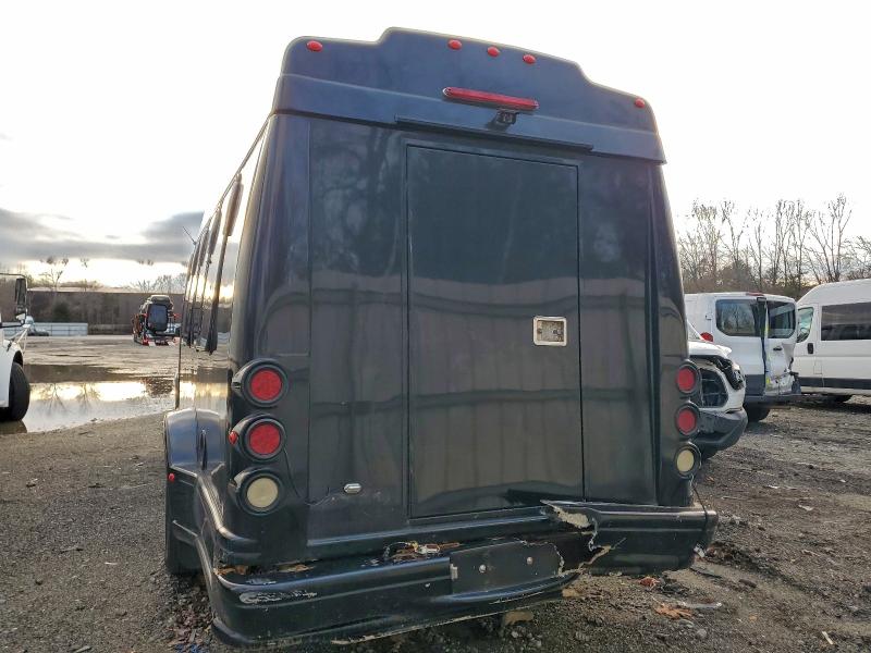 Photo 6 from auction – 2015 FORD ECONOLINE with VIN 1FDWE3FL2FDA23100