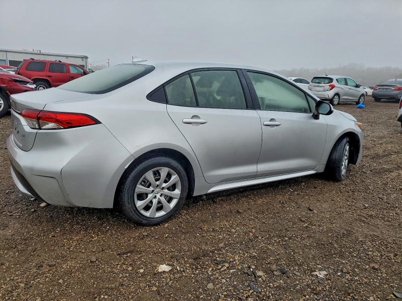 Photo 3 from auction – 2021 TOYOTA COROLLA LE with VIN JTDEPMAE1MJ130730