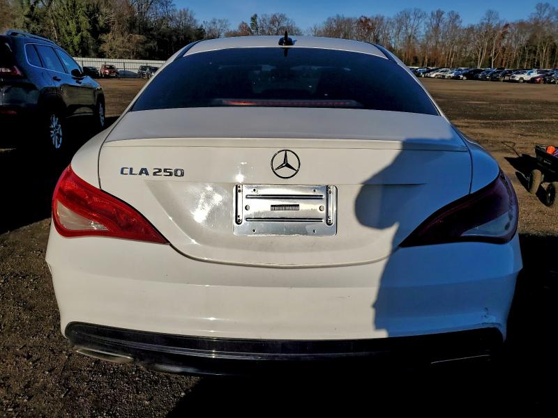 Photo 6 from auction – 2018 MERCEDES-BENZ CLA 250 with VIN WDDSJ4EB6JN664711