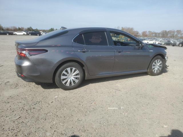 Photo 3 from auction – 2021 TOYOTA CAMRY LE with VIN 4T1C31AK2MU550949