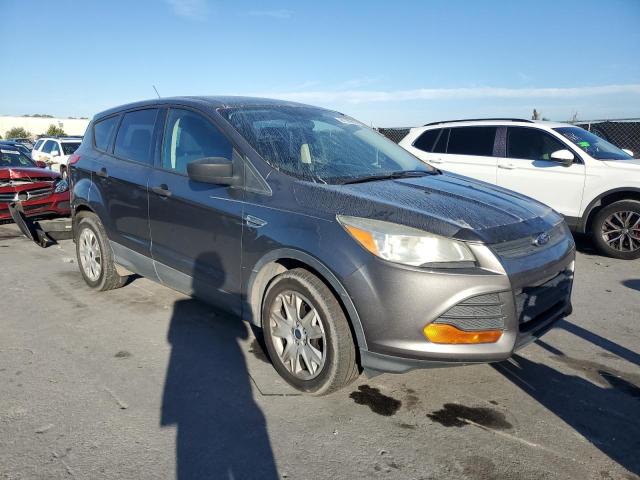 Photo 4 from auction – 2013 FORD ESCAPE S with VIN 1FMCU0F76DUB12950
