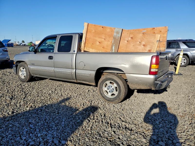 Photo 2 from auction – 2000 CHEVROLET SILVERADO with VIN 2GCEC19V8Y1405458