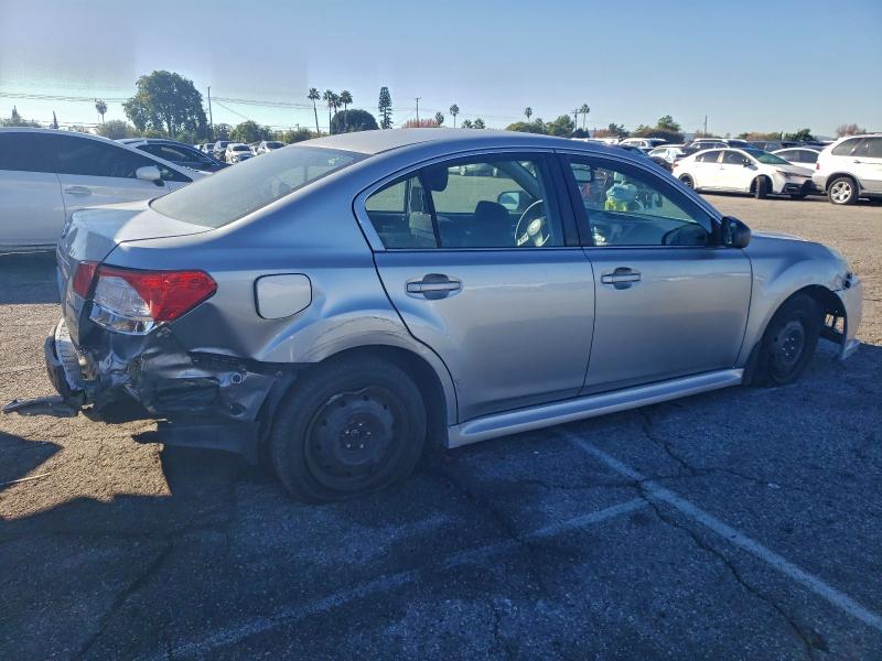 Photo 3 from auction – 2013 SUBARU LEGACY 2.5 with VIN 4S3BMBA61D3035887