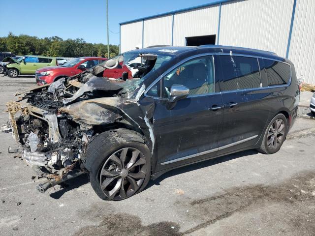 CHRYSLER PACIFICA L 2017 with VIN 2C4RC1GG5HR594058 - Photo from auction