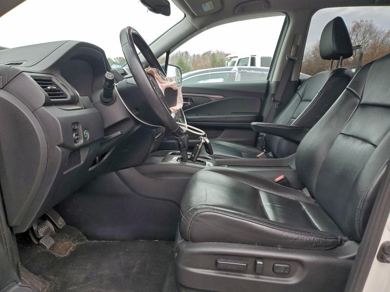 Photo 7 from auction – 2017 HONDA PILOT EXLN with VIN 5FNYF6H73HB034288