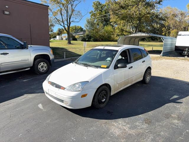 Photo 2 from auction – 2002 FORD FOCUS ZX5 with VIN 3FAFP37382R213536