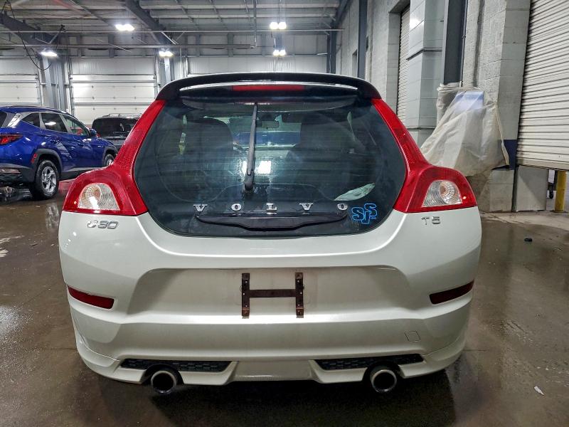 Photo 6 from auction – 2012 VOLVO C30 T5 with VIN YV1672MK1C2265428