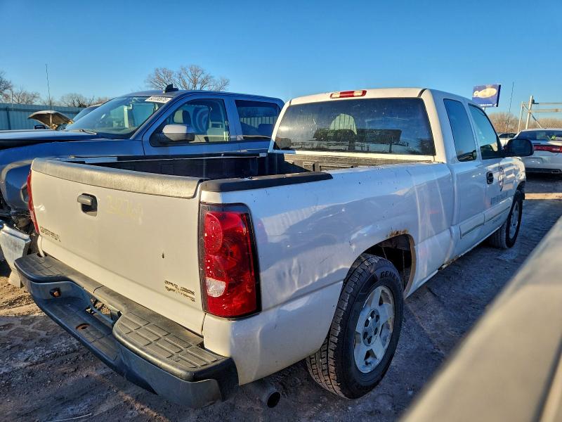 Photo 3 from auction – 2005 CHEVROLET SILVERADO with VIN 2GCEC19V251338528