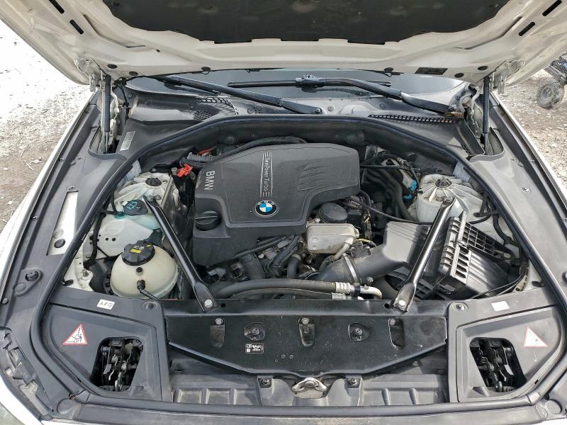 Photo 11 from auction – 2016 BMW 528 I with VIN WBA5A5C57GG350439