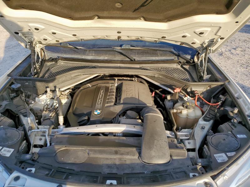 Photo 12 from auction – 2017 BMW X5 XDRIVE3 with VIN 5UXKR0C58H0V67217