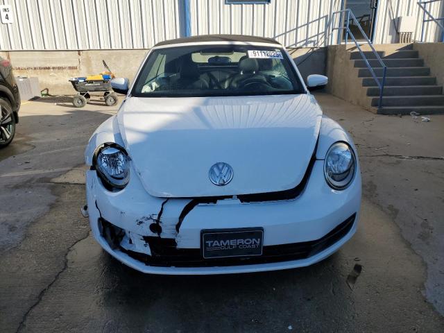Photo 5 from auction – 2013 VOLKSWAGEN BEETLE with VIN 3VW5X7AT5DM824949
