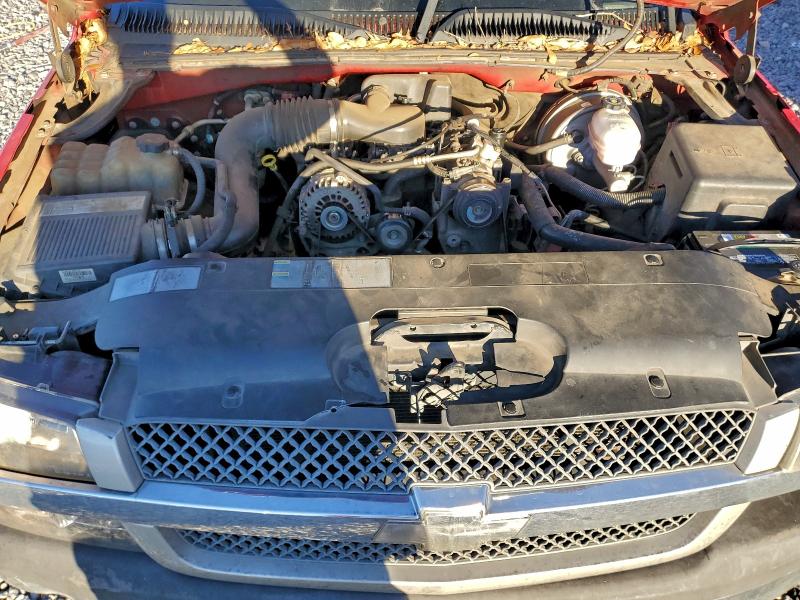 Photo 11 from auction – 2005 CHEVROLET SILVERADO with VIN 1GCEC14XX5Z134138