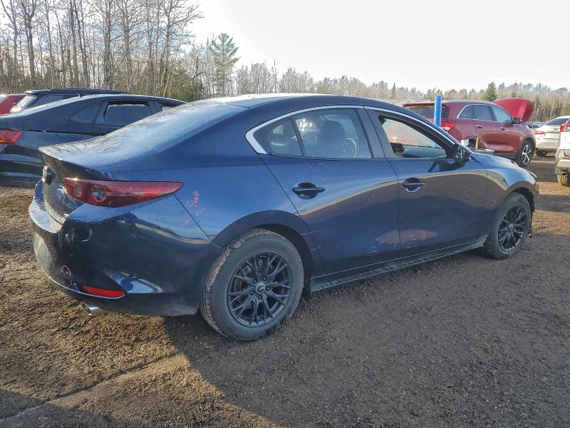 Photo 3 from auction – 2019 MAZDA 3 PREFERRE with VIN JM1BPACLXK1128047