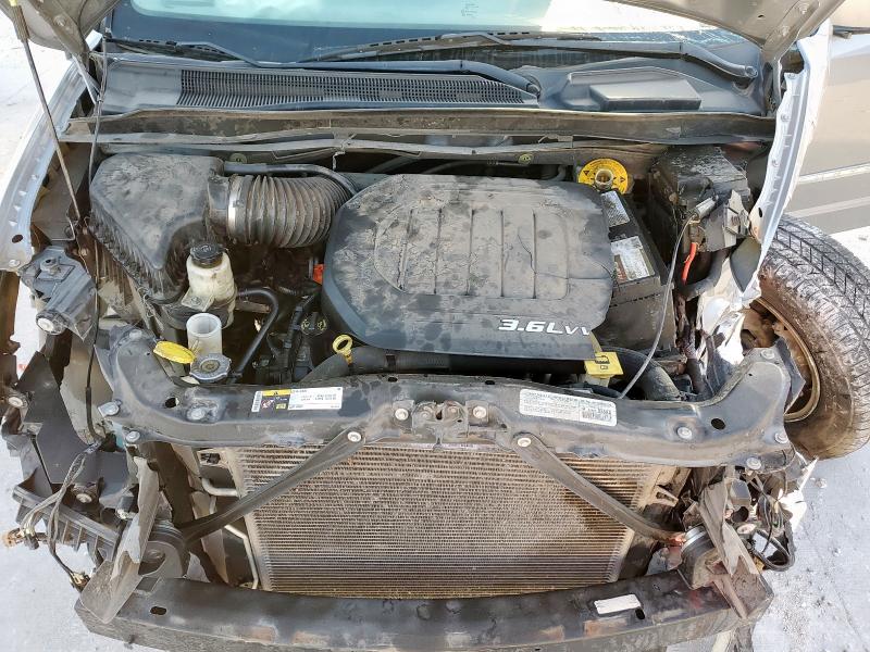 Photo 12 from auction – 2014 CHRYSLER TOWN & COU with VIN 2C4RC1BG6ER357968