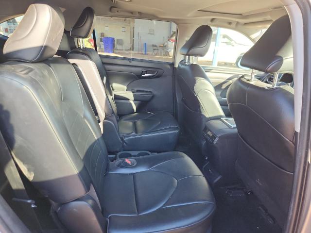 Photo 11 from auction – 2021 TOYOTA HIGHLANDER with VIN 5TDGARAH0MS504829