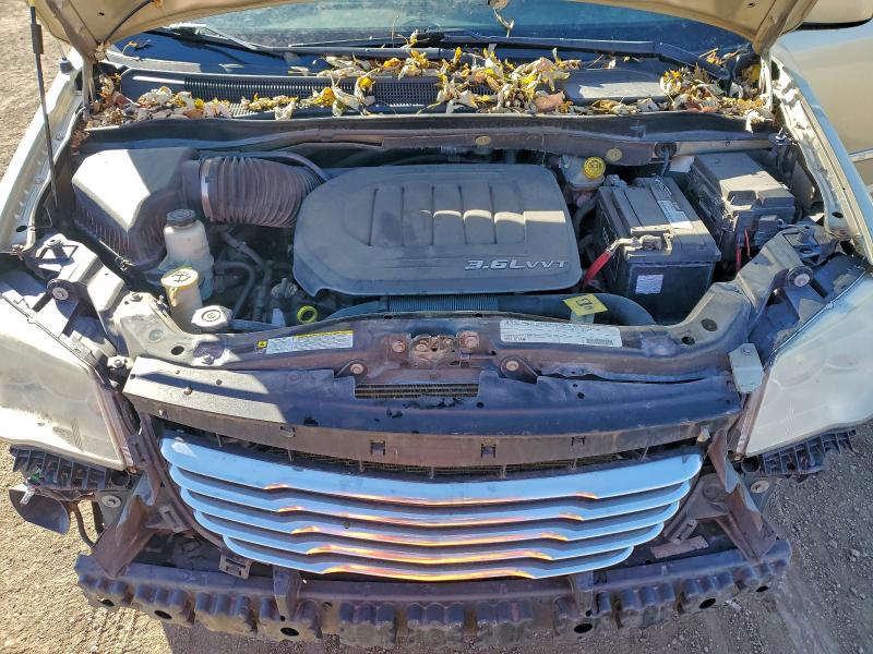 Photo 12 from auction – 2011 CHRYSLER TOWN & COU with VIN 2A4RR5DG1BR798609