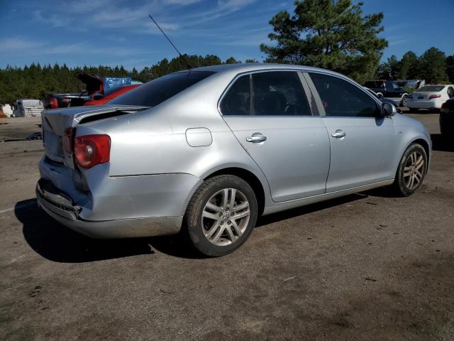 Photo 3 from auction – 2007 VOLKSWAGEN JETTA WOLF with VIN 3VWEF71K87M185206