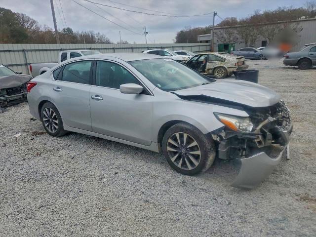 Photo 4 from auction – 2017 NISSAN ALTIMA with VIN 1N4AL3AP7HC177038