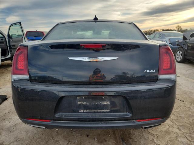 Photo 6 from auction – 2018 CHRYSLER 300 TOURIN with VIN 2C3CCAAG6JH231556