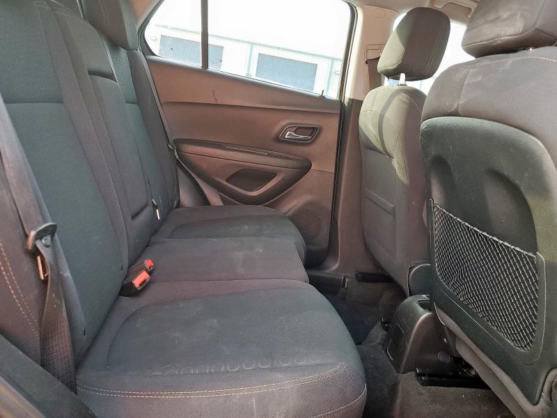 Photo 11 from auction – 2018 CHEVROLET TRAX LS with VIN 3GNCJKSB0JL239824