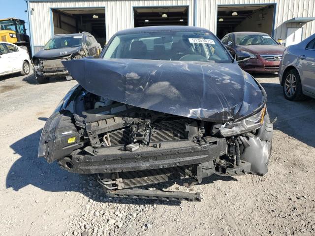 Photo 5 from auction – 2017 VOLKSWAGEN PASSAT R-L with VIN 1VWDT7A34HC061384