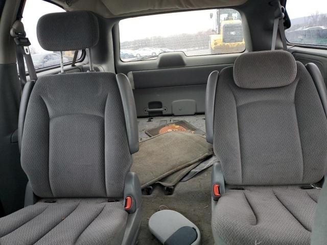 Photo 10 from auction – 2005 DODGE GRAND CARA with VIN 2D4GP44L55R599676