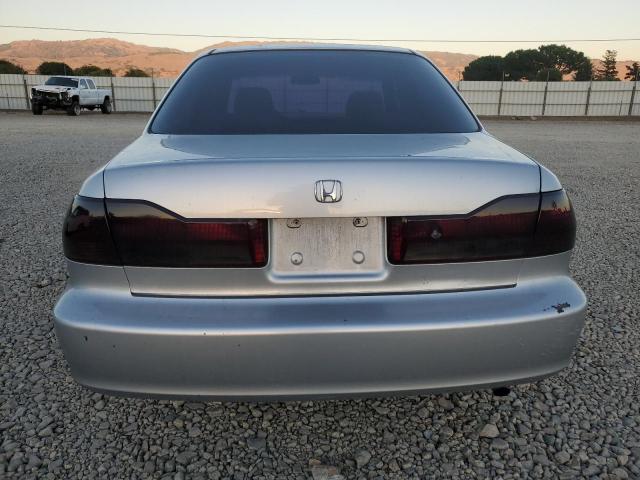 Photo 6 from auction – 2002 HONDA ACCORD VAL with VIN 1HGCF86642A046399