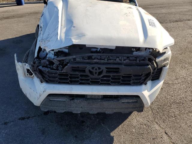 Photo 11 from auction – 2025 TOYOTA TACOMA DOU with VIN 3TMLB5JN3SM165653