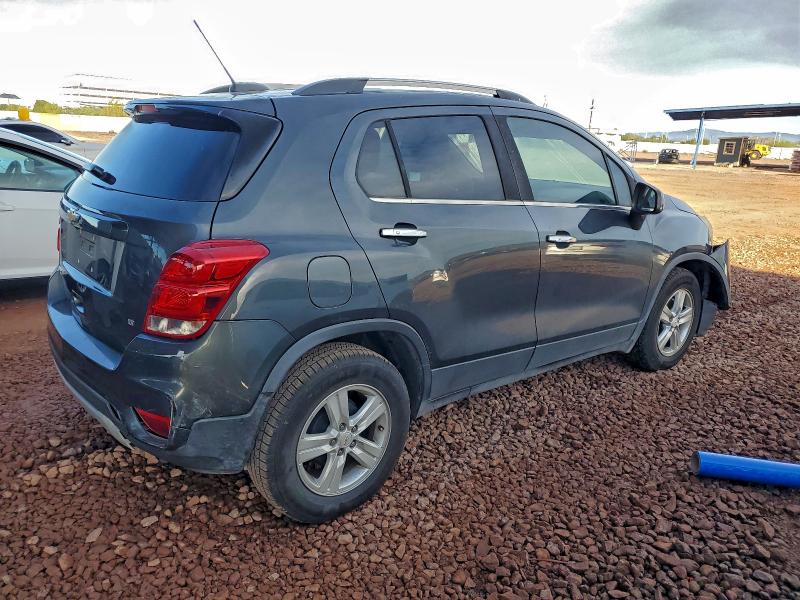 Photo 3 from auction – 2017 CHEVROLET TRAX 1LT with VIN KL7CJLSB0HB221492