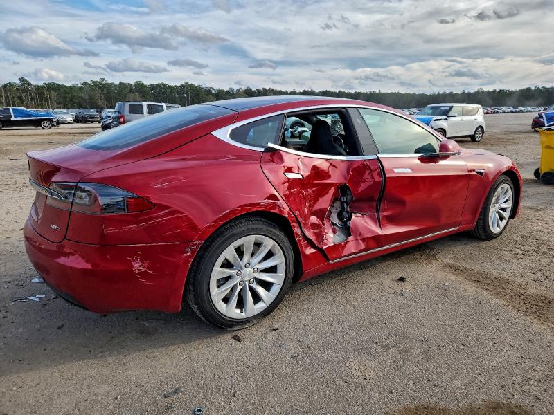 Photo 3 from auction – 2018 TESLA MODEL S with VIN 5YJSA1E2XJF256901
