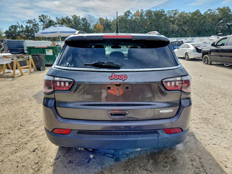 Photo 6 from auction – 2018 JEEP COMPASS LA with VIN 3C4NJCBB1JT286593