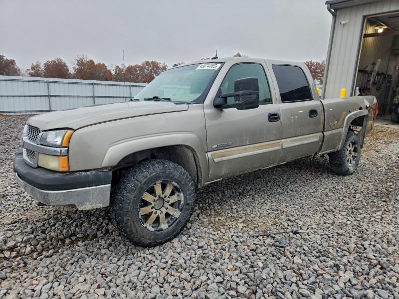 CHEVROLET SILVERADO 2003 with VIN 1GCGK13U63F200508 - Photo from auction