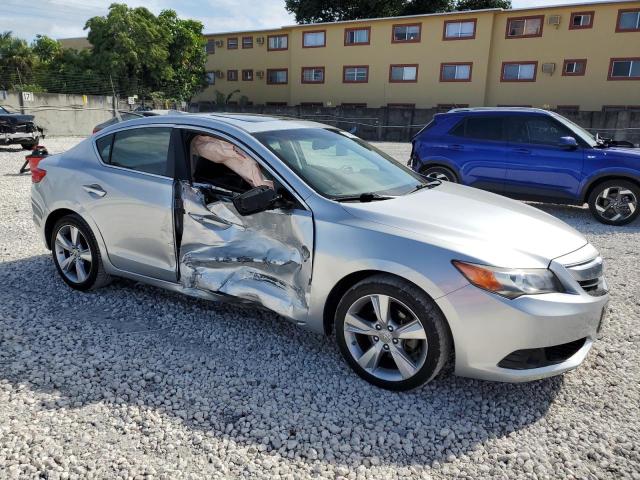Photo 4 from auction – 2013 ACURA ILX 20 PRE with VIN 19VDE1F57DE004578