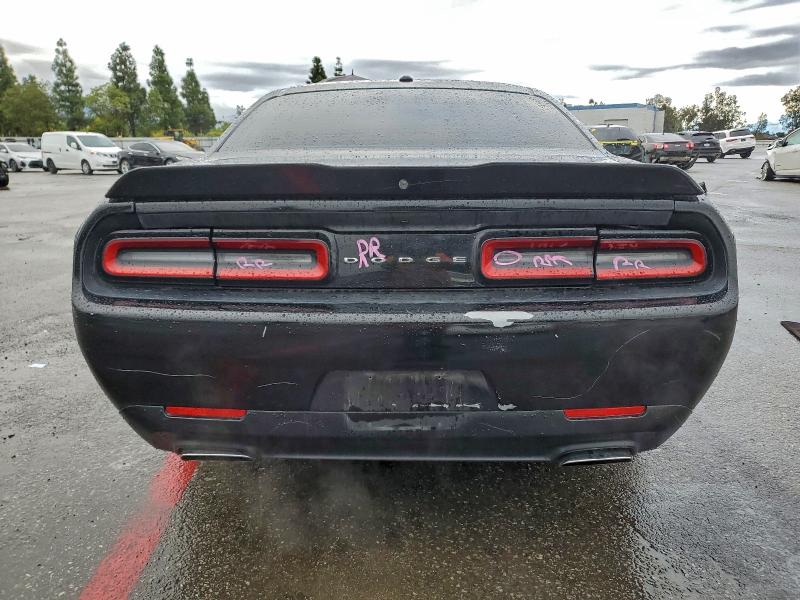 Photo 6 from auction – 2018 DODGE CHALLENGER with VIN 2C3CDZAG4JH245743