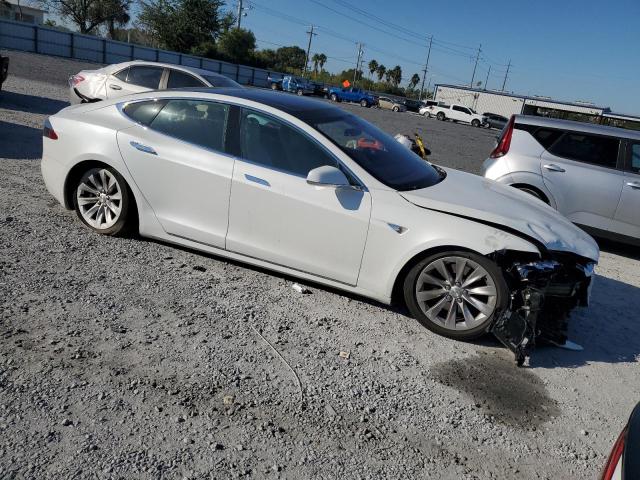 Photo 4 from auction – 2016 TESLA MODEL S with VIN 5YJSA1E22GF141783