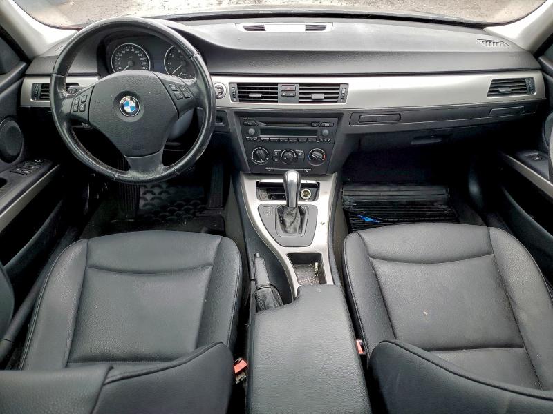 Photo 8 from auction – 2007 BMW 323 I with VIN WBAVH13577KC97133