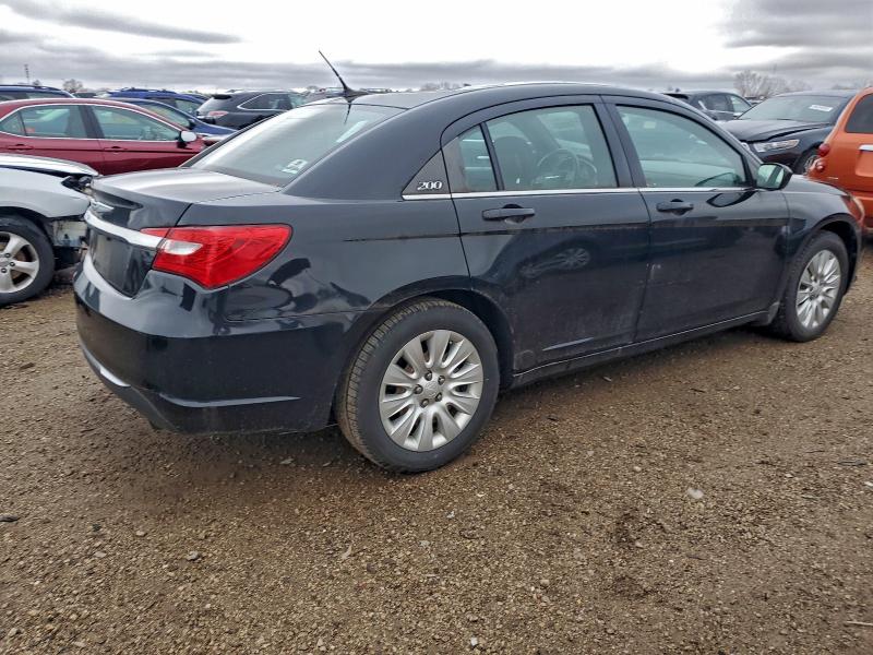 Photo 3 from auction – 2013 CHRYSLER 200 LX with VIN 1C3CCBAB7DN641594