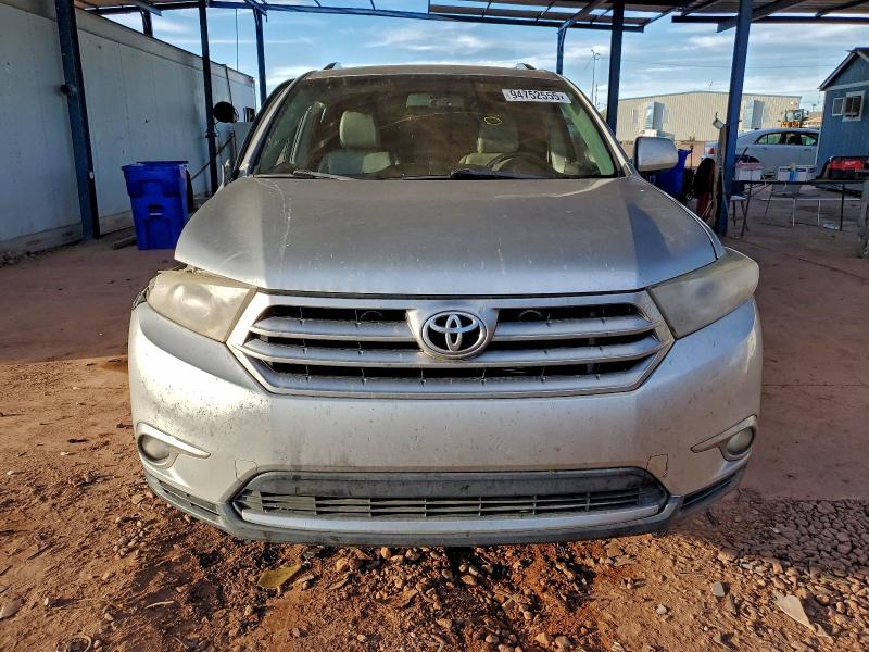 Photo 5 from auction – 2011 TOYOTA HIGHLANDER with VIN 5TDZK3EH1BS037799