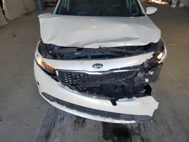 Photo 11 from auction – 2017 KIA FORTE LX with VIN 3KPFL4A7XHE015502