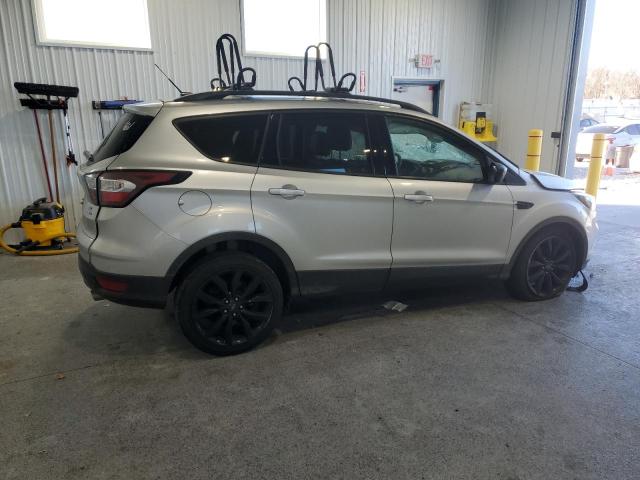 Photo 3 from auction – 2017 FORD ESCAPE SE with VIN 1FMCU9GDXHUC74949