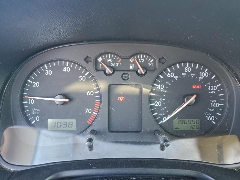 Photo 9 from auction – 2004 VOLKSWAGEN GTI with VIN 9BWDE61J944008079