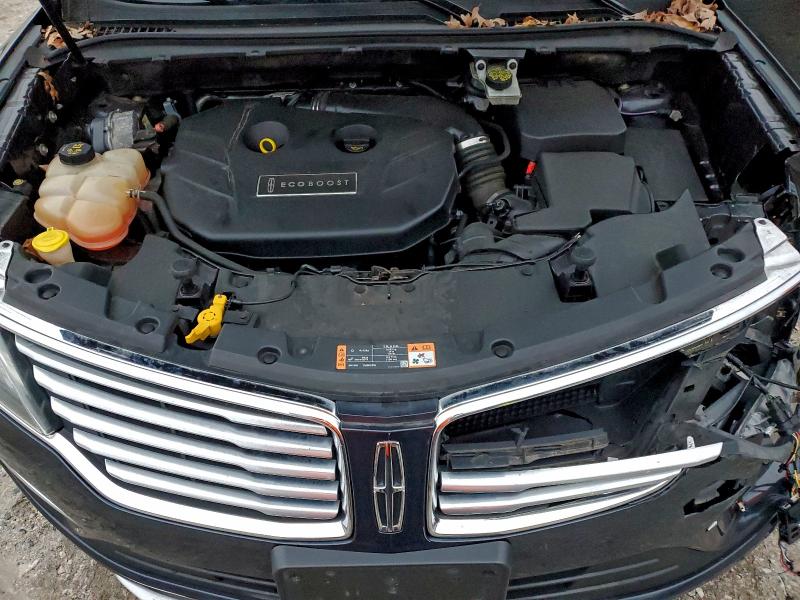 Photo 12 from auction – 2015 LINCOLN MKC with VIN 5LMCJ2A98FUJ07164