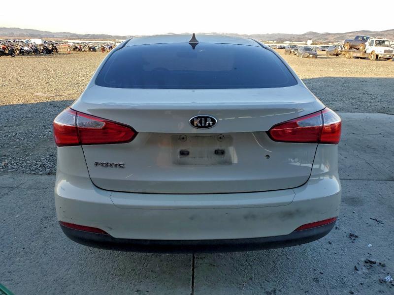 Photo 6 from auction – 2015 KIA FORTE with VIN KNAFK4A68F5293735