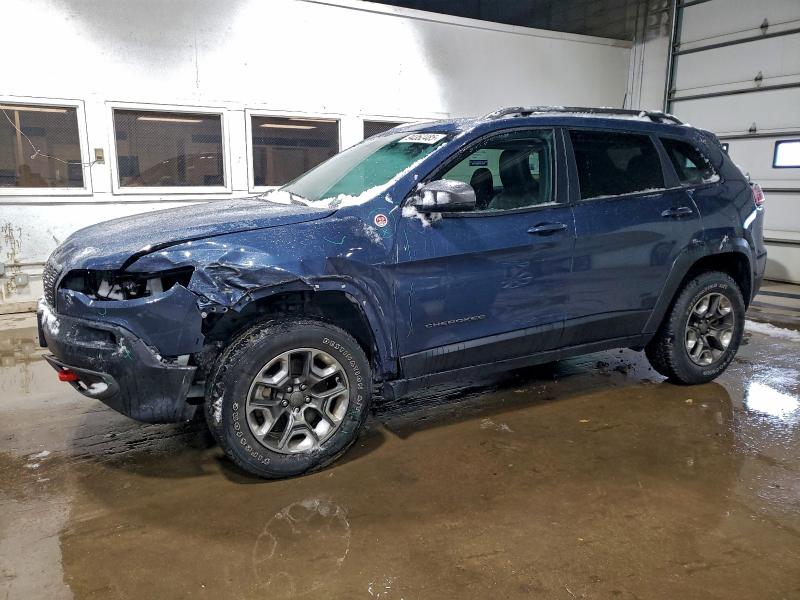 JEEP CHEROKEE T 2019 with VIN 1C4PJMBX6KD453676 - Photo from auction