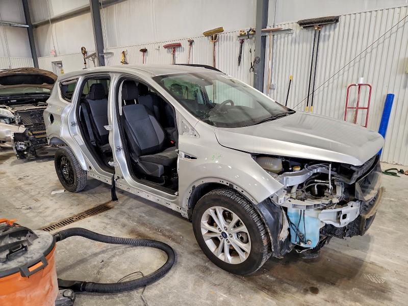 Photo 4 from auction – 2018 FORD ESCAPE SE with VIN 1FMCU9G9XJUB49306